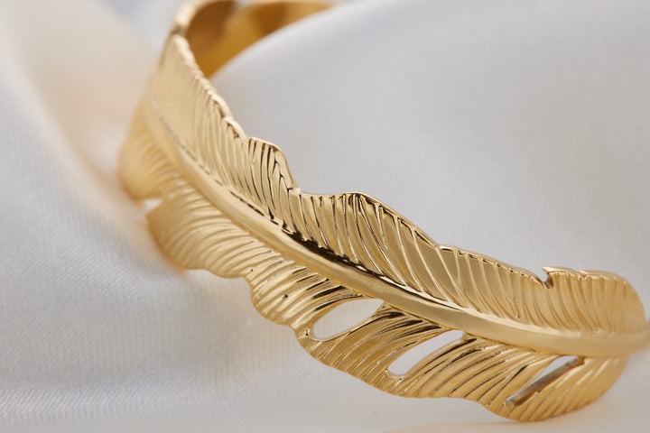 Leaf Bangle Bracelet